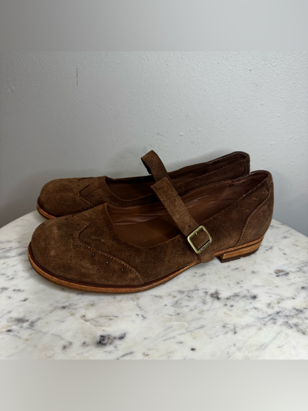 Kork Ease Mary Jane Shoes Size 7.5 M
Suede brown comfort MAKE ME AN OFFER! - Picture 5 of 8